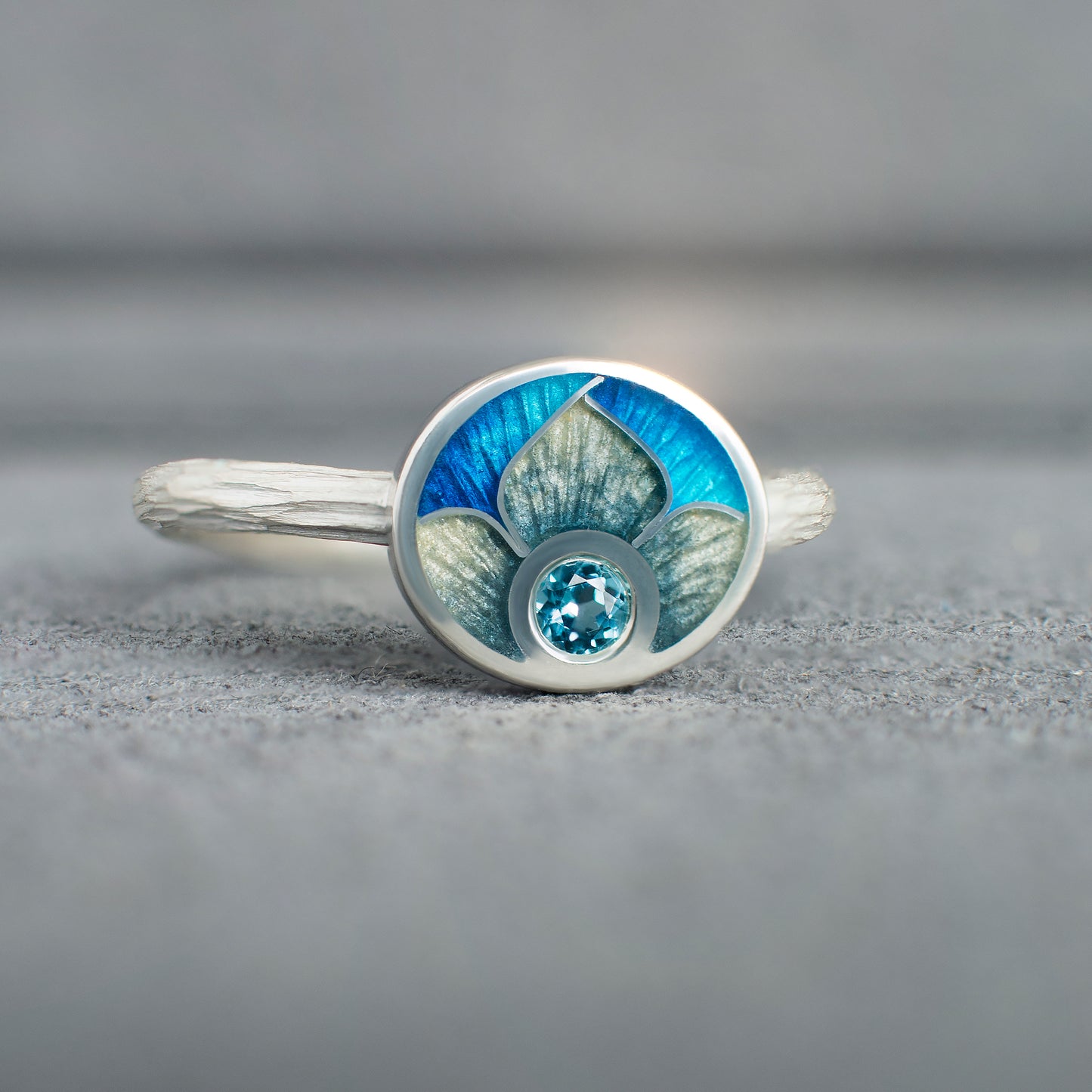 Engagement Enamel Ring With Topaz