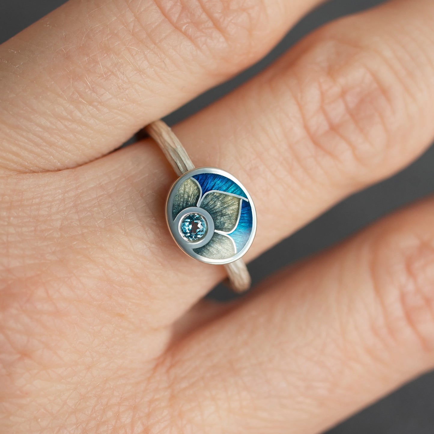 Engagement Enamel Ring With Topaz