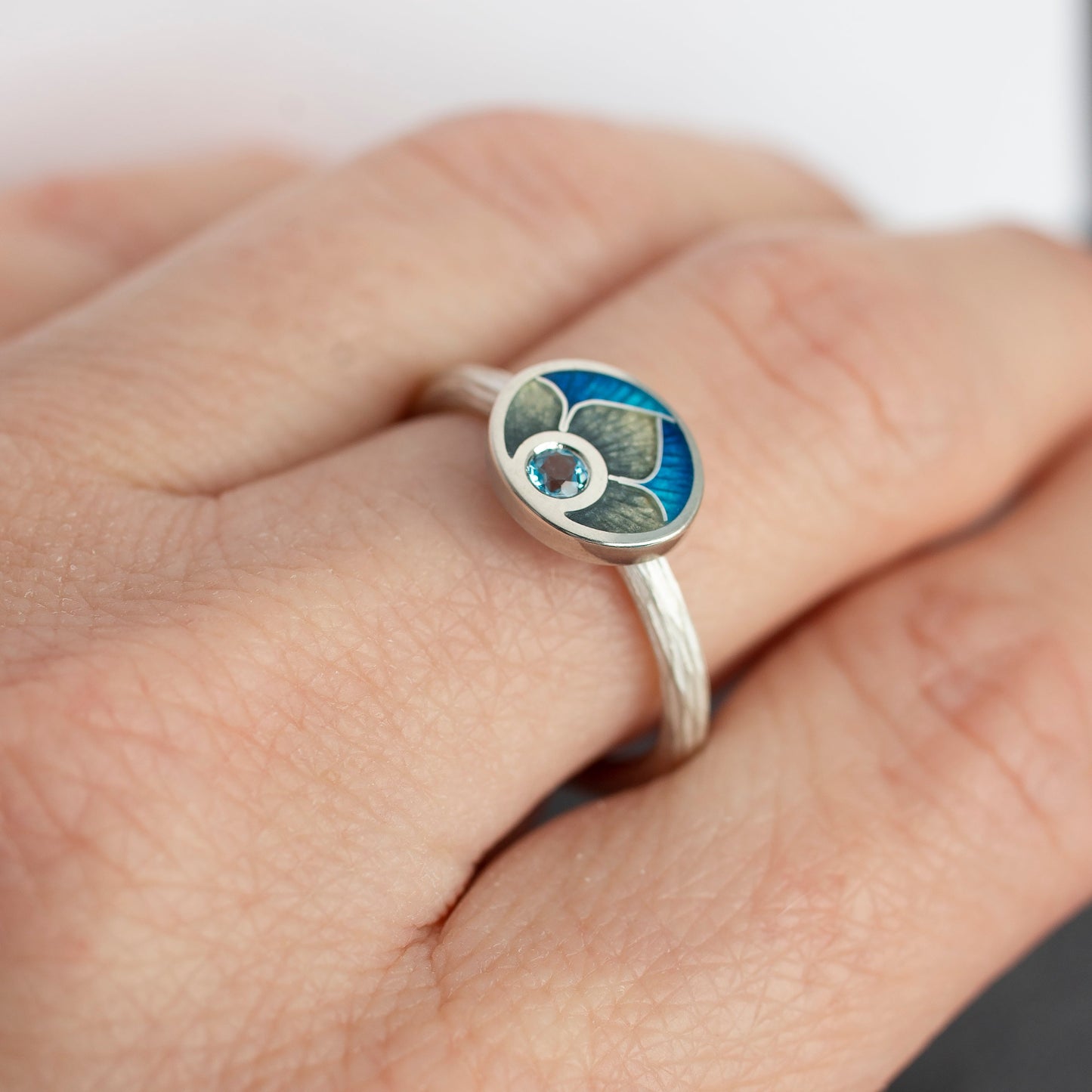 Engagement Enamel Ring With Topaz