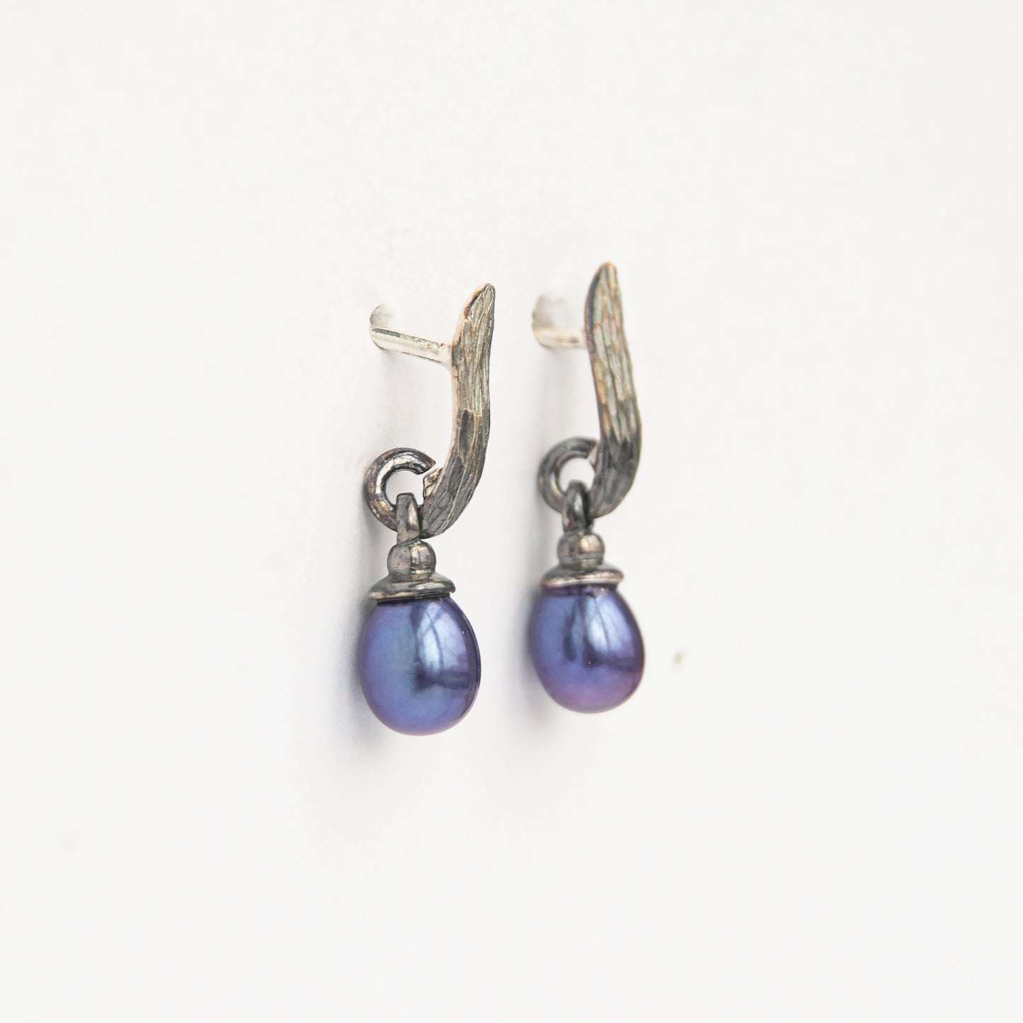 Silver Drop Rectangle Earrings With Peacock Pearls
