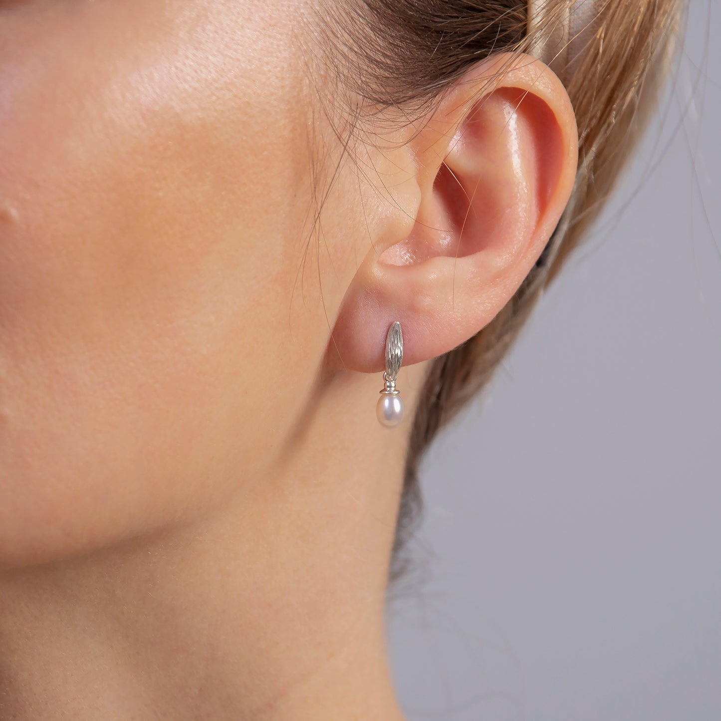 Silver Drop Rectangle Earrings With Peacock Pearls