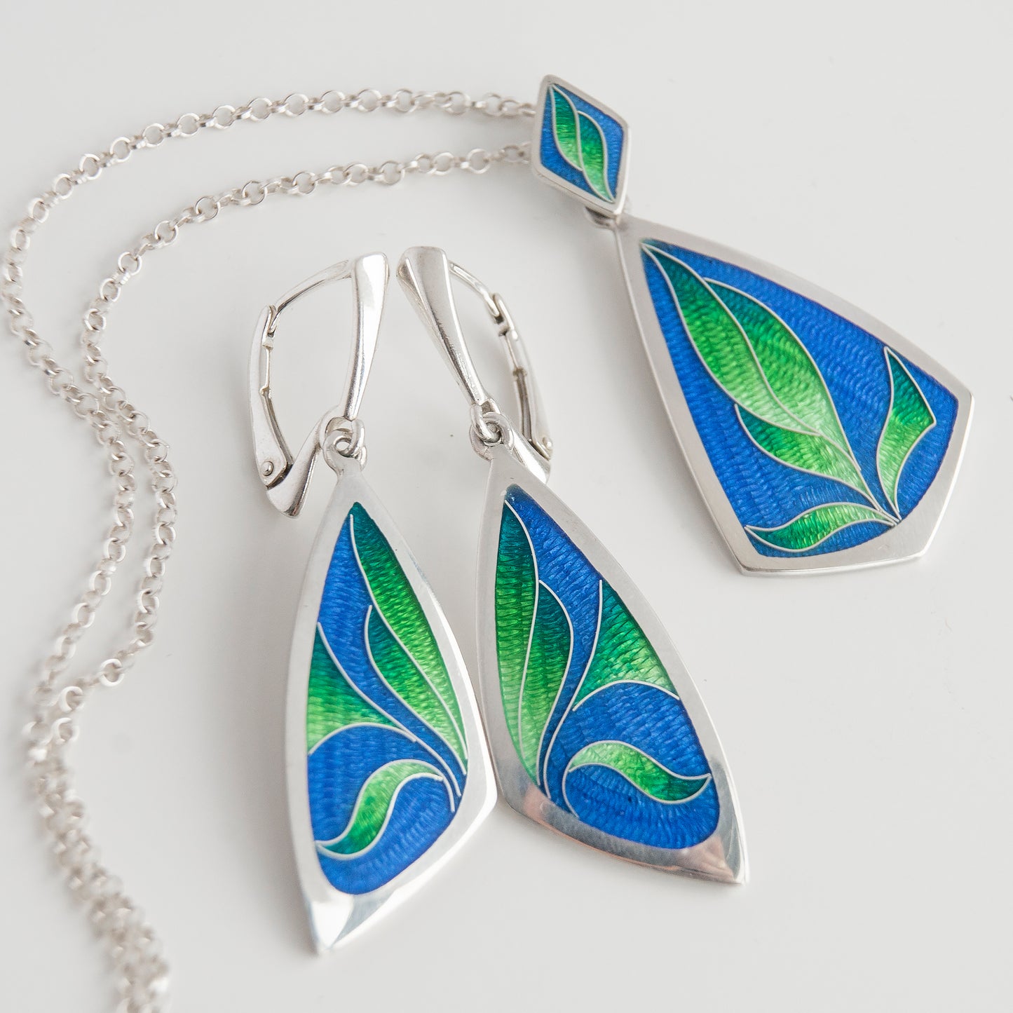 Greenery Cloisonné Enamel Jewelry Set. Cloisonné Pendant & Cloisonné Earrings