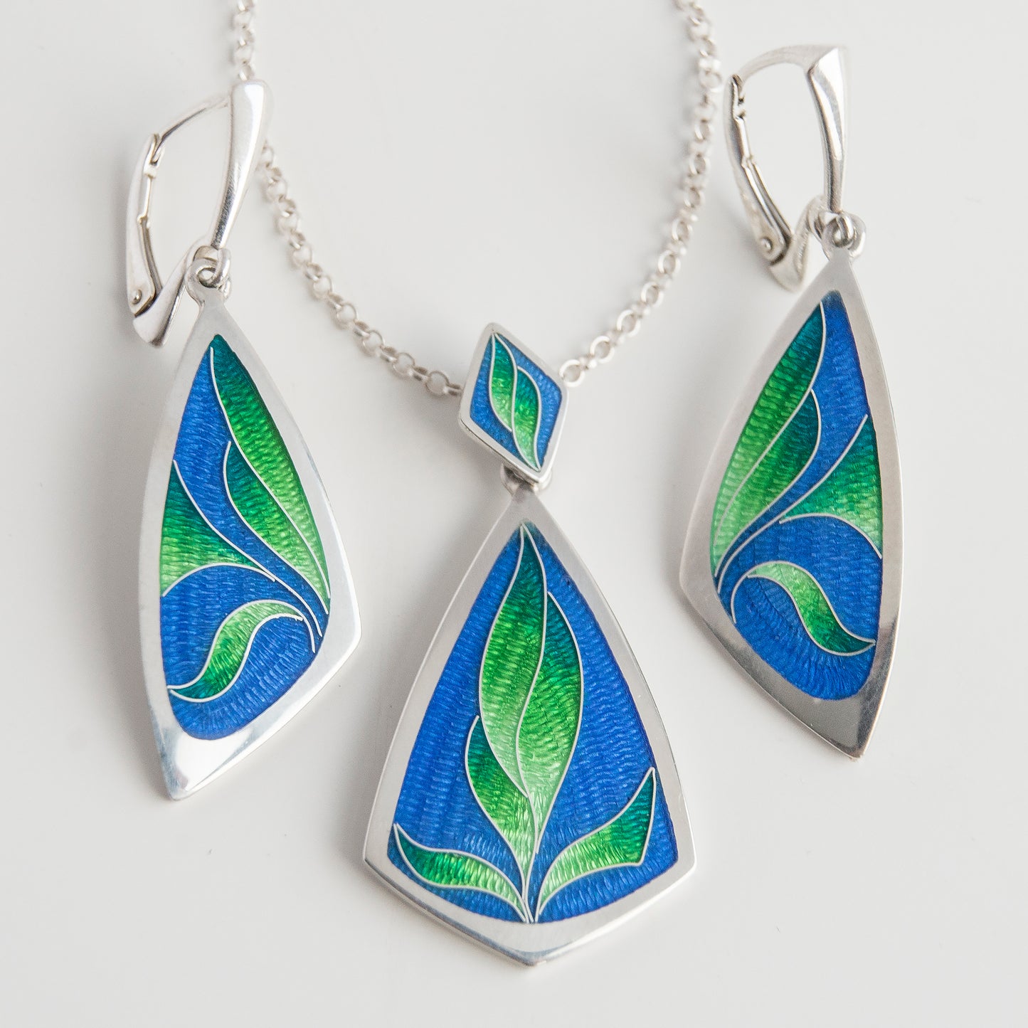 Greenery Cloisonné Enamel Jewelry Set. Cloisonné Pendant & Cloisonné Earrings