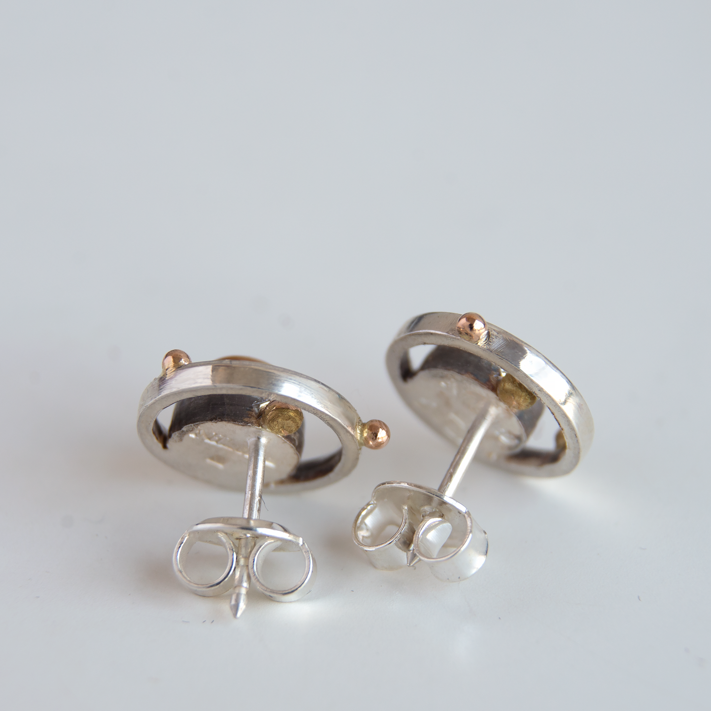 Round Frame Earrings With Gold Beads And Citrine Stones