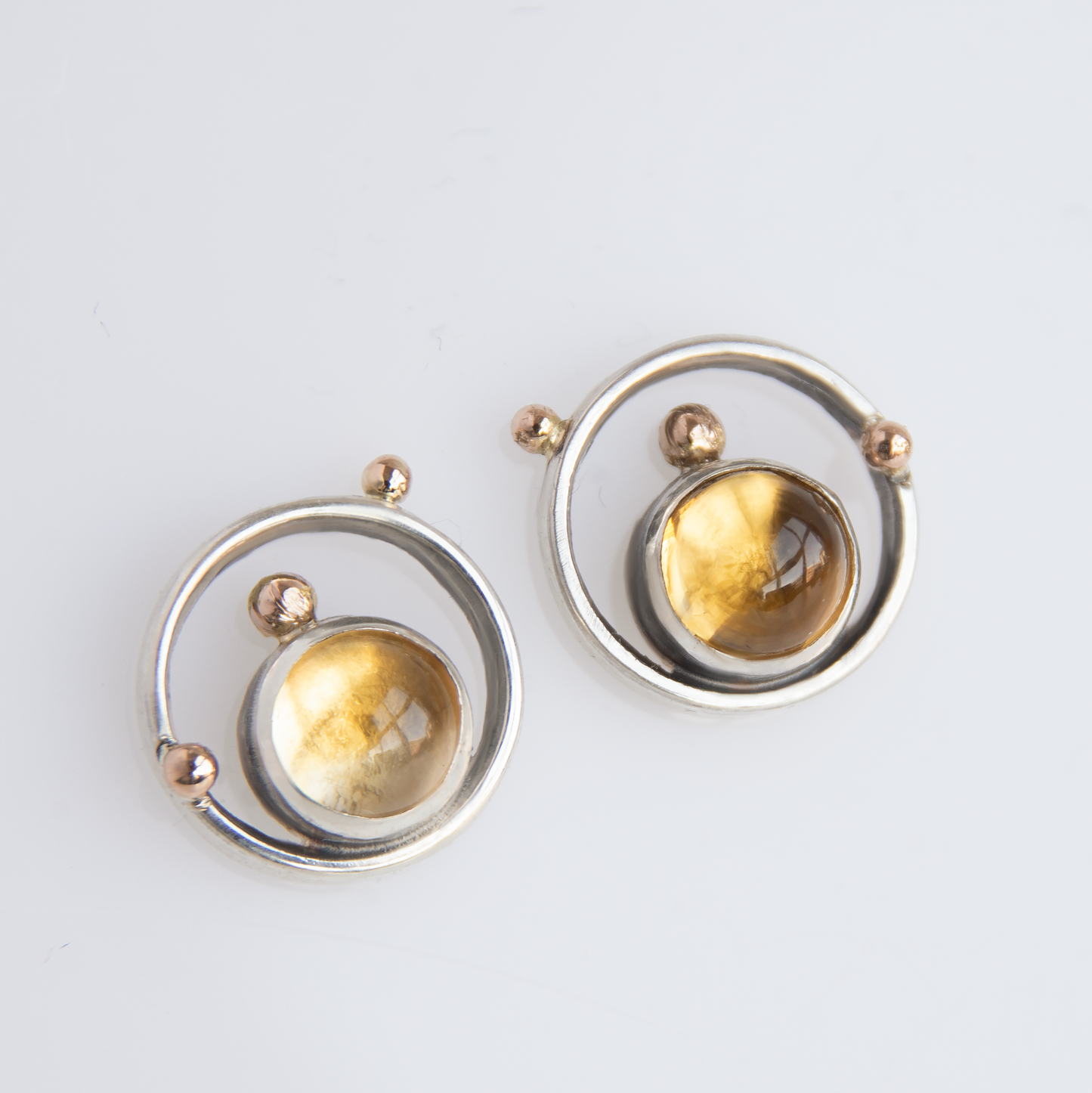 Round Frame Earrings With Gold Beads And Citrine Stones