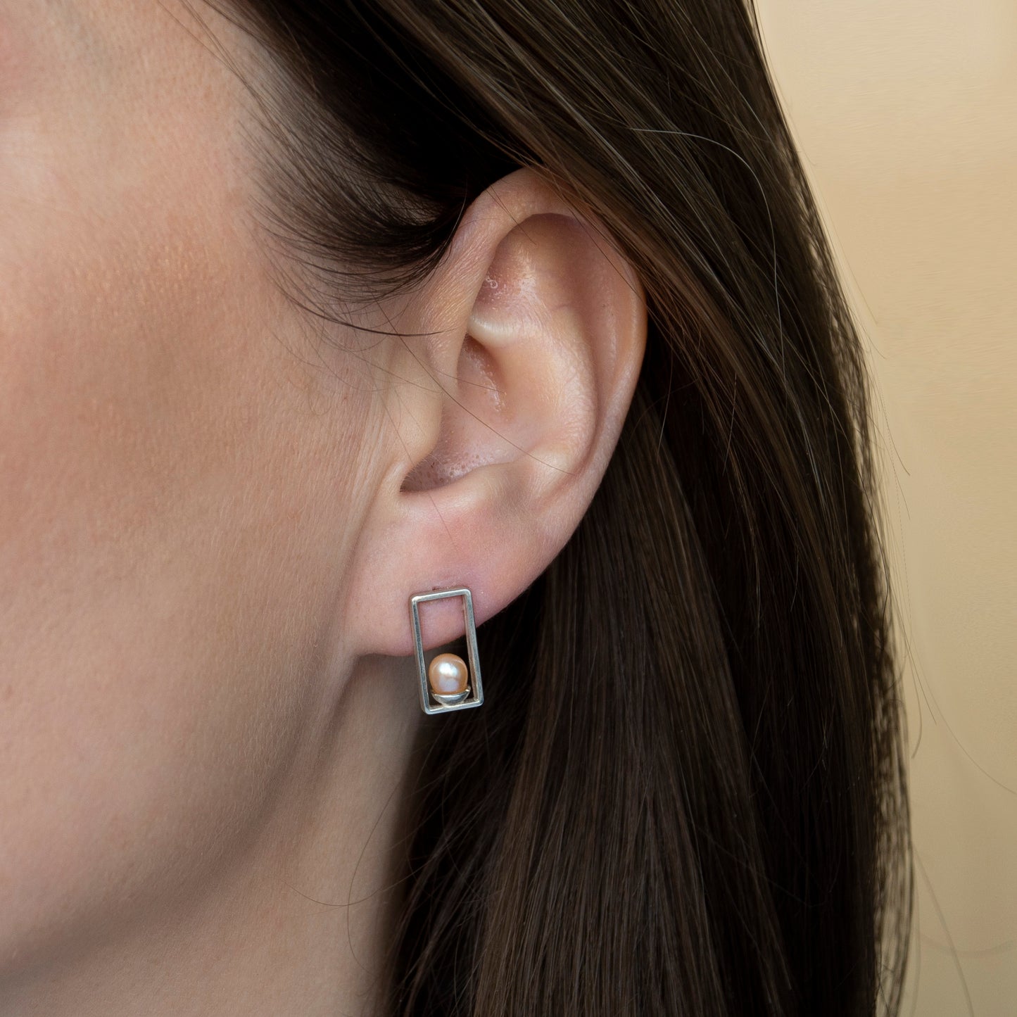 Rectangle Frame Earrings With Rose Gold Pearls
