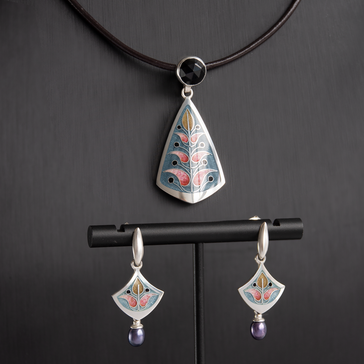 Dangle Rhombus Cloisonne Enamel Earrings With Peacock Pearls