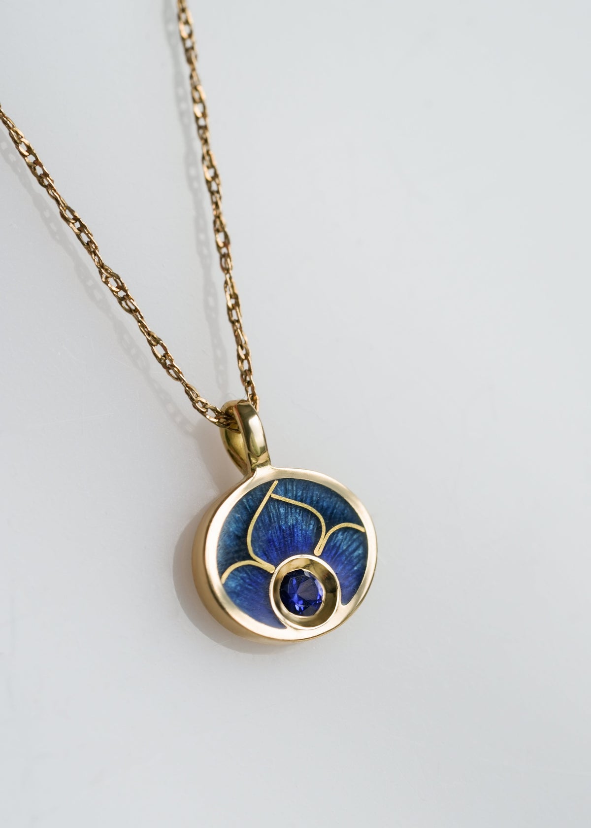 Sapphire 18K Gold Pendant With Cloisonne Enamel