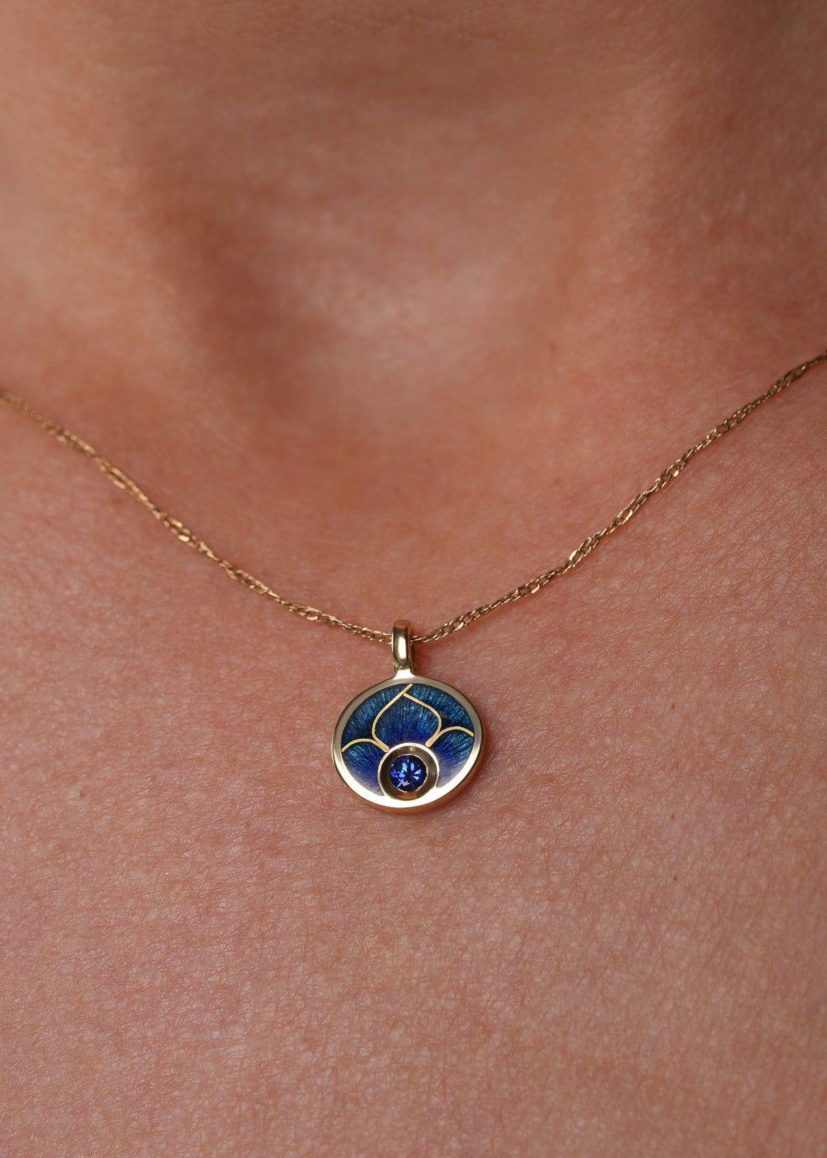 Sapphire 18K Gold Pendant With Cloisonne Enamel
