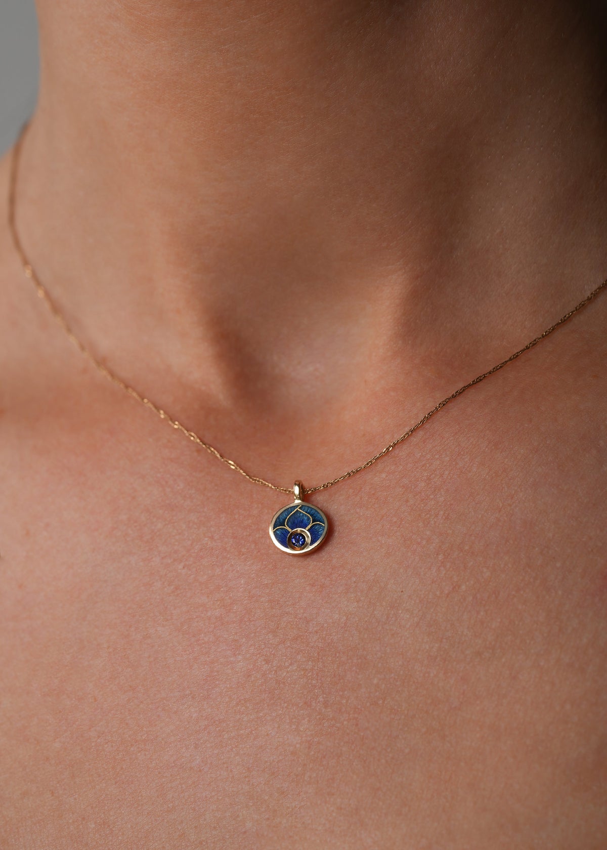 Sapphire 18K Gold Pendant With Cloisonne Enamel
