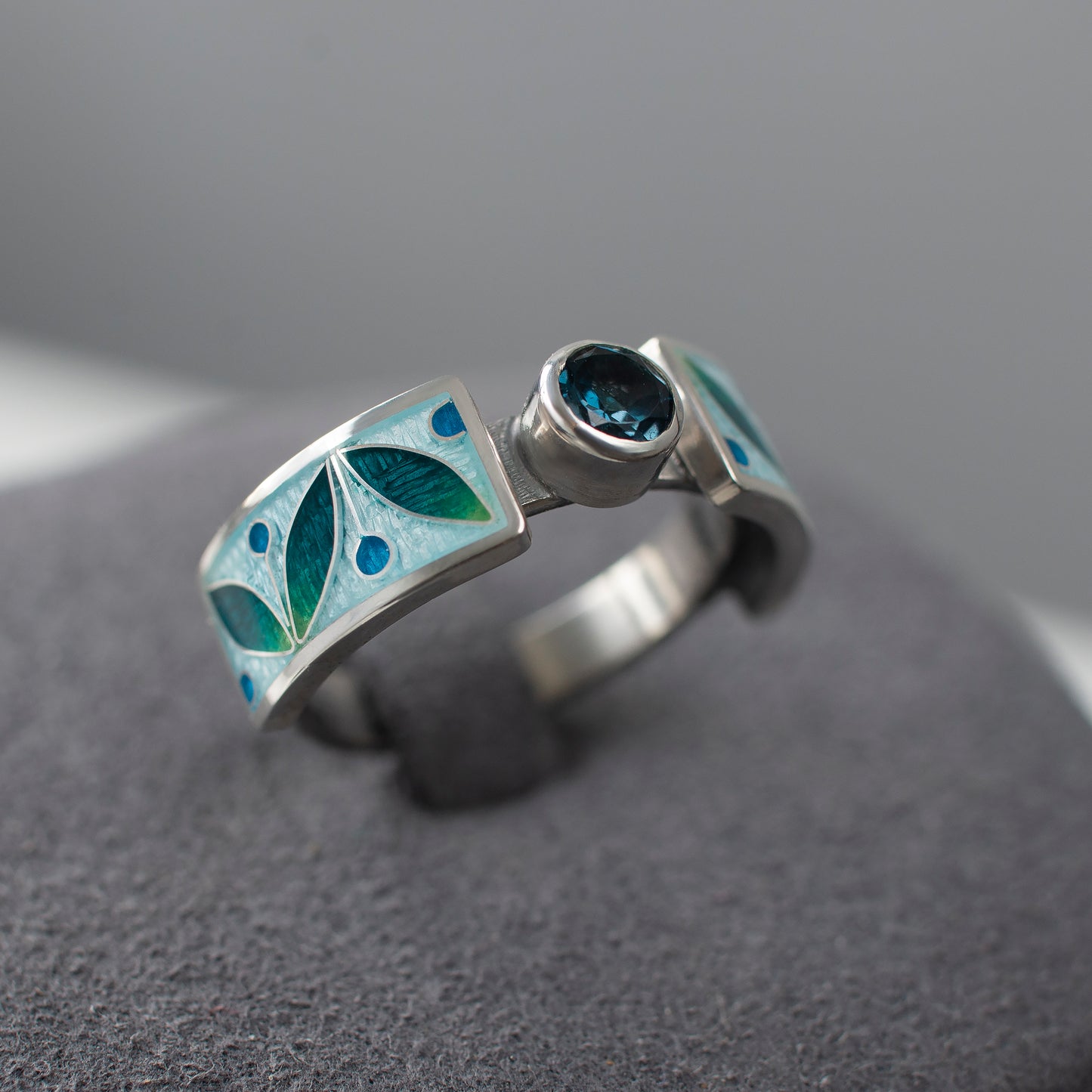 Cloisonné Enamel Ring with London Blue Topaz, Leaf Motif