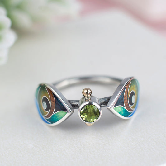 Cloisonné Enamel Ring with Olivine and Gold Beads "Verdant Vision"