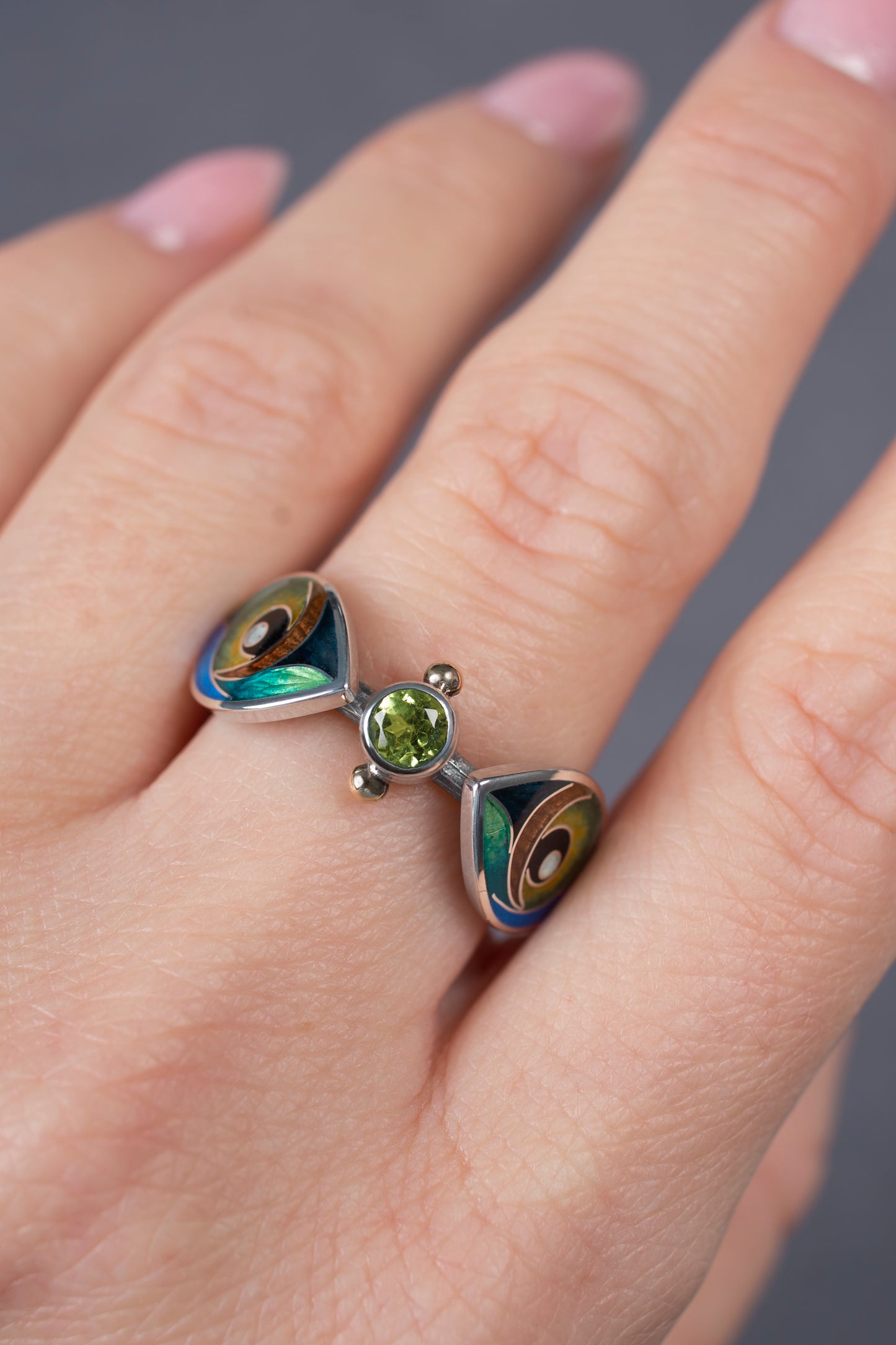 Cloisonné Enamel Ring with Olivine and Gold Beads "Verdant Vision"
