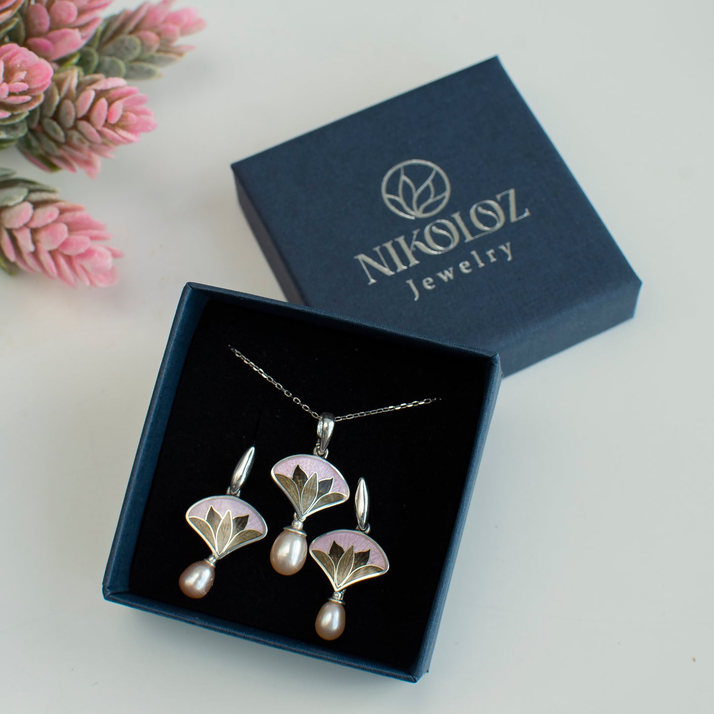 Cloisonné Enamel Jewellery Set With Rose Pearls