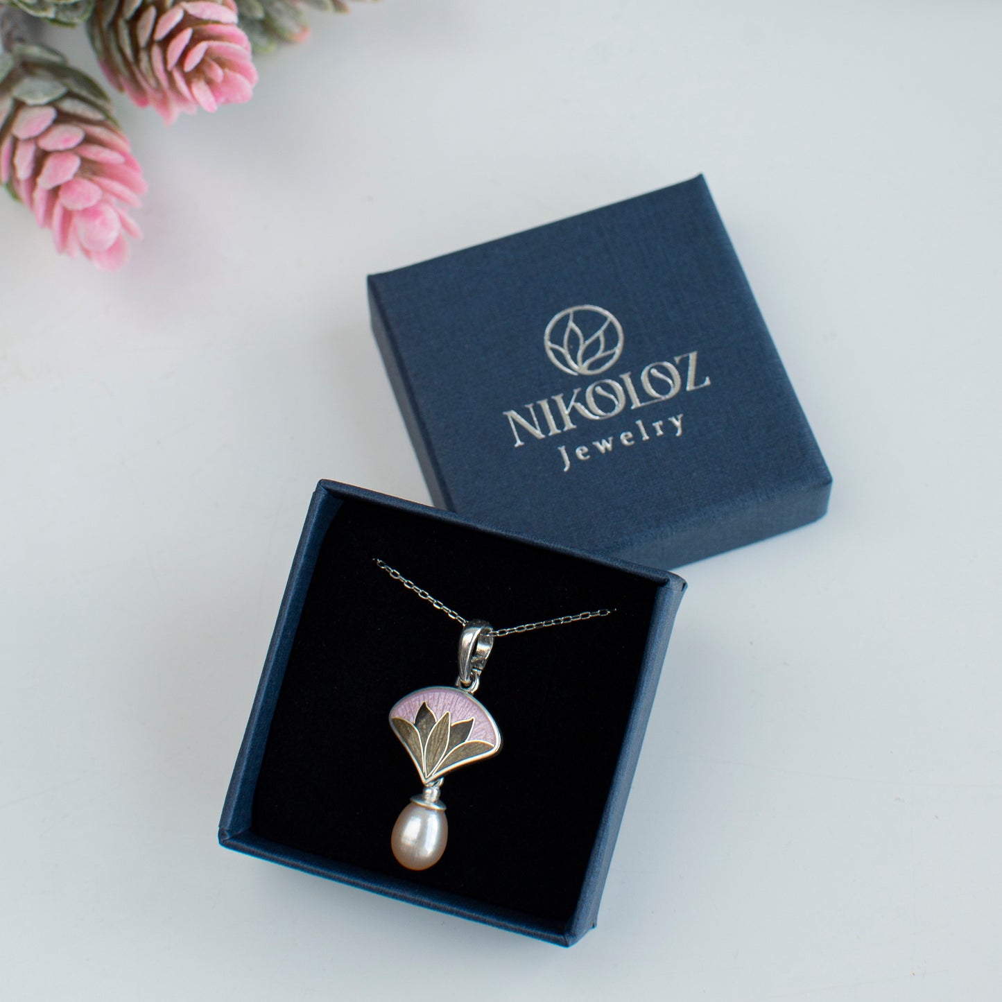 Cloisonné Enamel Jewellery Set With Rose Pearls