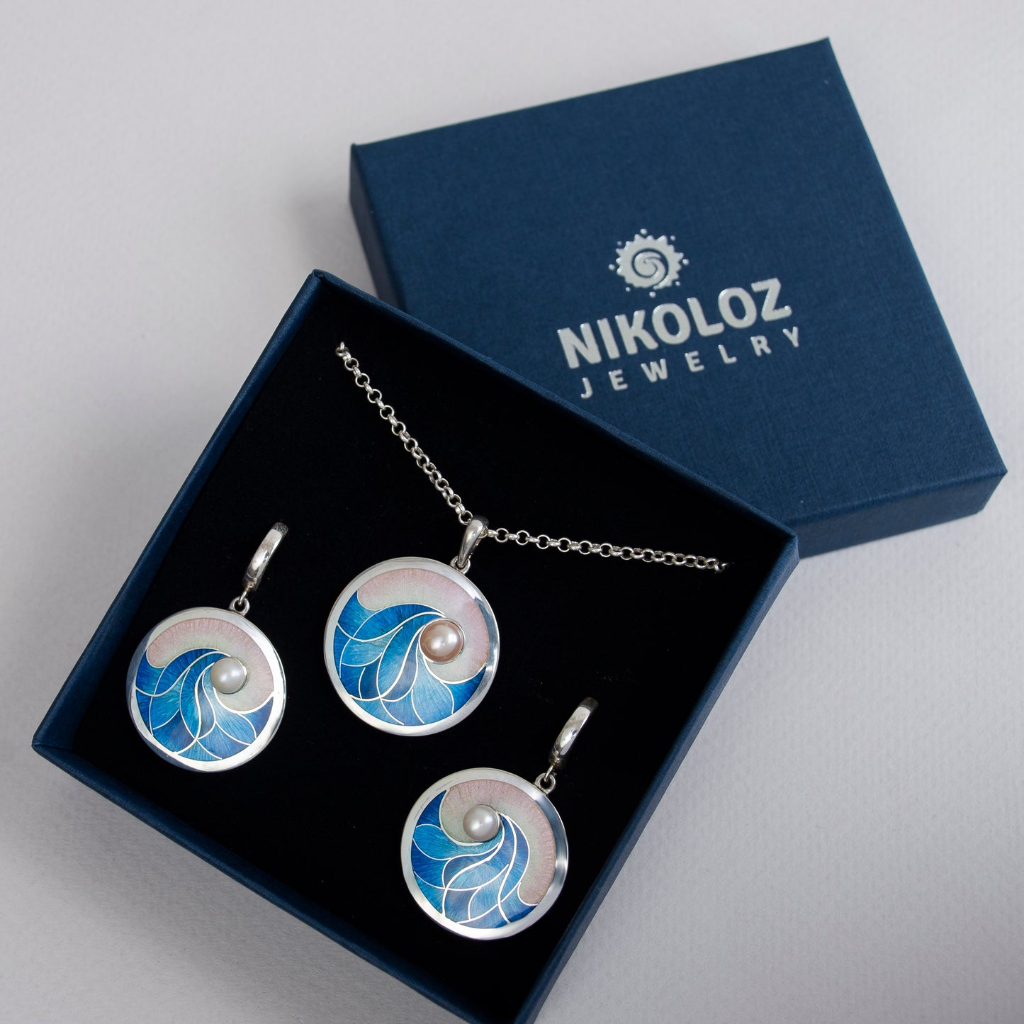 Sea Wave Necklace And Earrings Set With Pearls