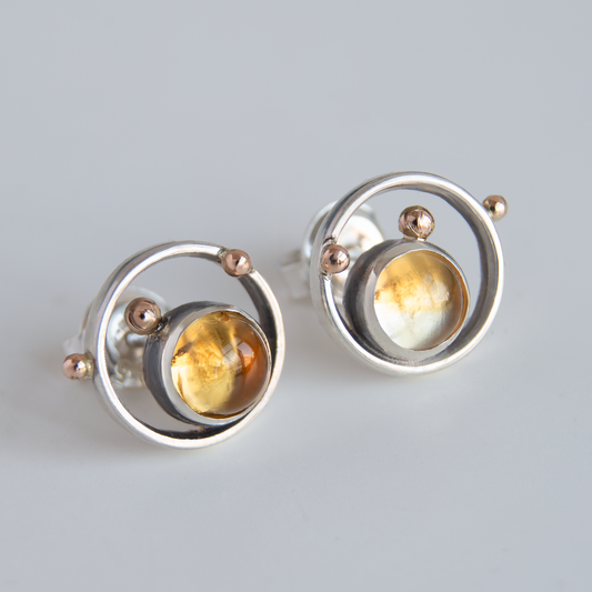 Round Frame Earrings With Gold Beads And Citrine Stones