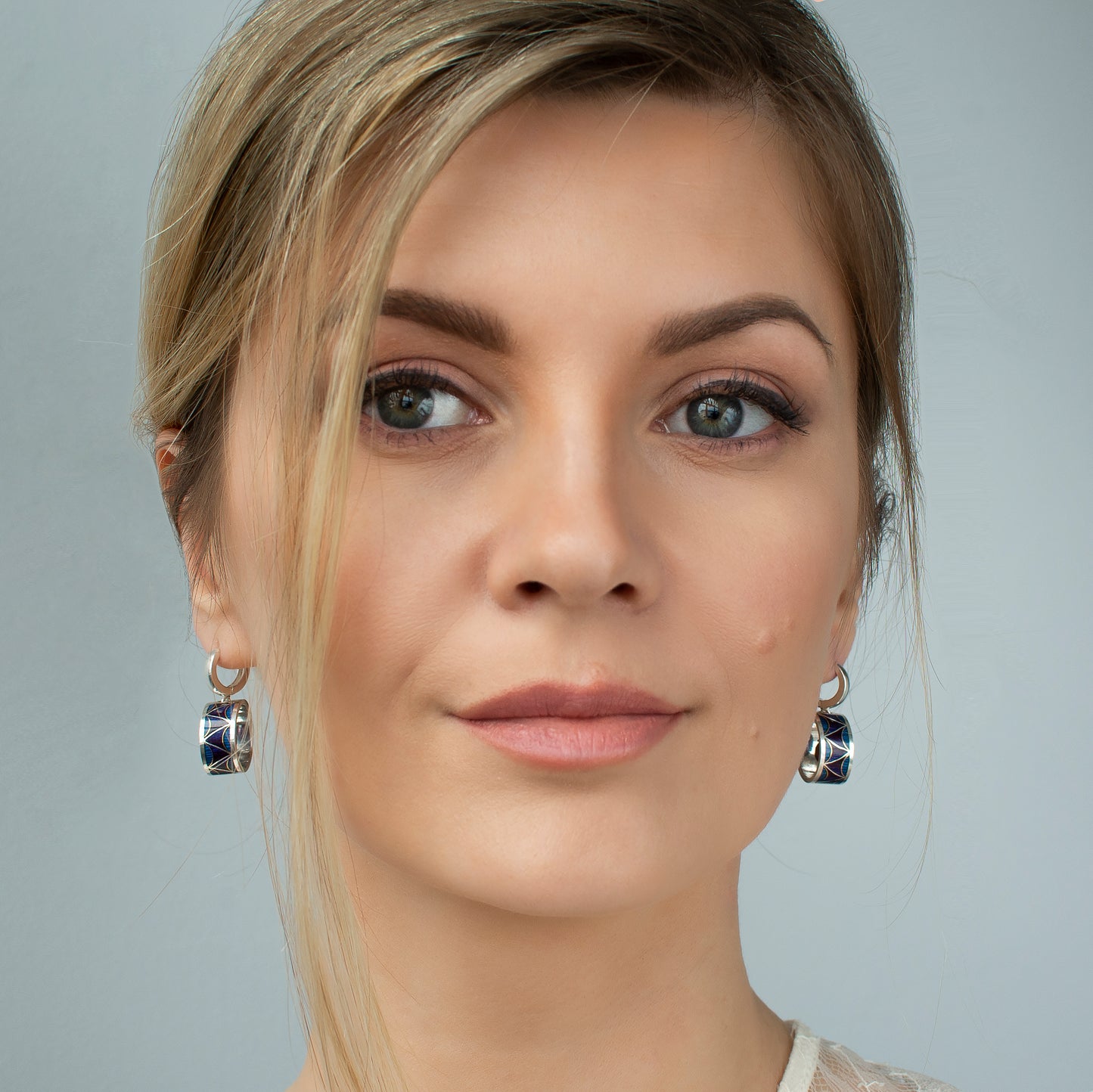 Ring Form Cloisonné Enamel Earrings With Gold And Peacock Pearls