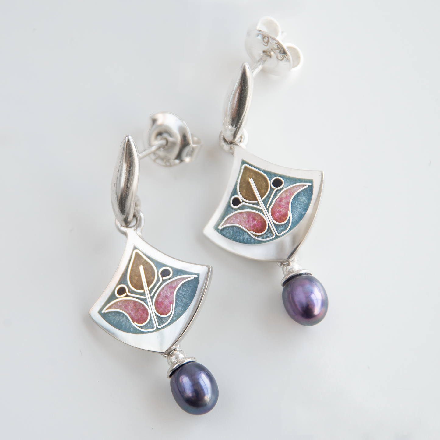 Dangle Rhombus Cloisonne Enamel Earrings With Peacock Pearls